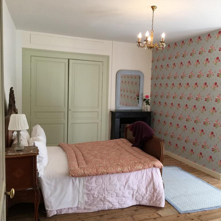 Maison Numero Neuf La Souterraine Room photo