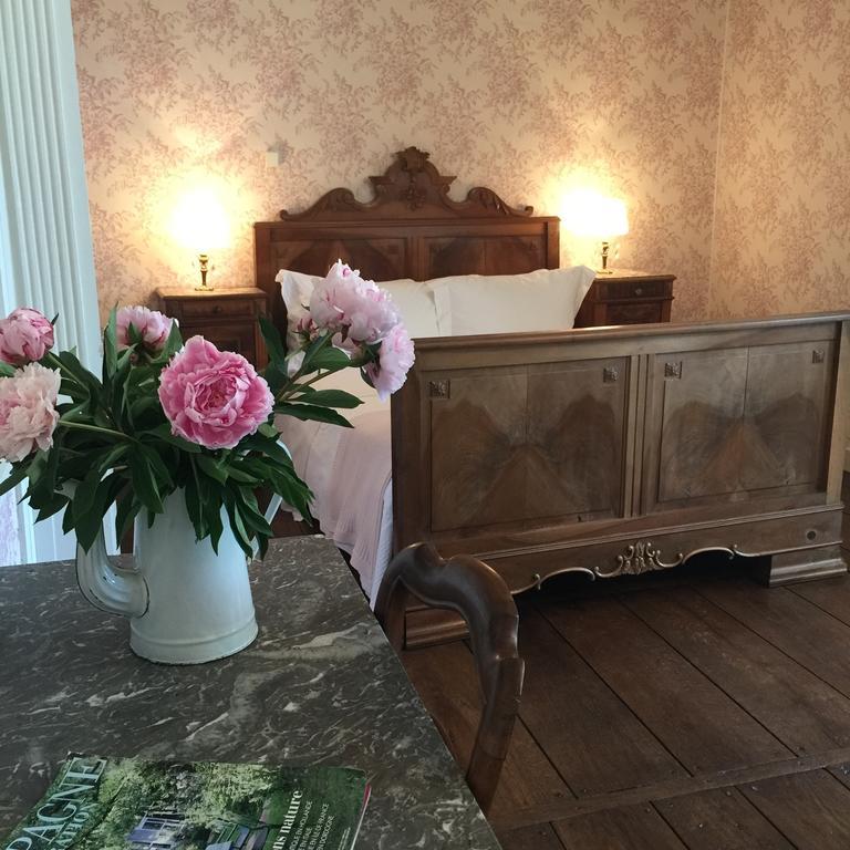 Maison Numero Neuf La Souterraine Room photo