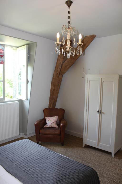 Maison Numero Neuf La Souterraine Room photo